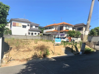 現地土地（東側から撮影）