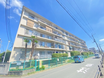 ◎JR関西本線「志紀駅」まで徒歩11分◎収益としてもオススメ