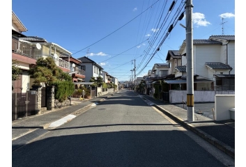 前面道路：幅員約9ｍ